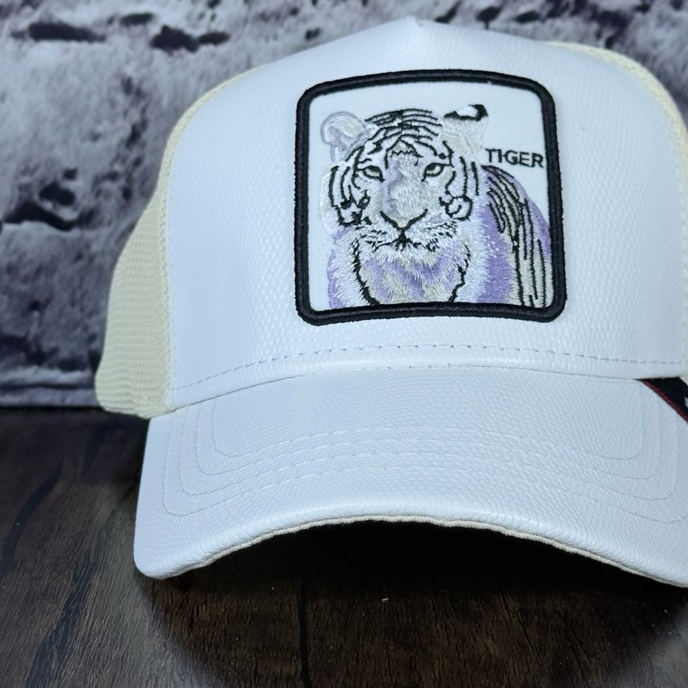 Trucker Hat Branded Exclusive 6oo21n 82o5 “Tiger” Animal Patch Snap Back Cap New